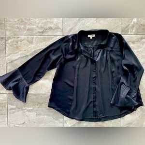 UMGEE USA Sateen Button Up Blouse Bell Sleeve Leopard Print Women's Size XL